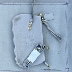 Tory Burch Clutch gray in great shape